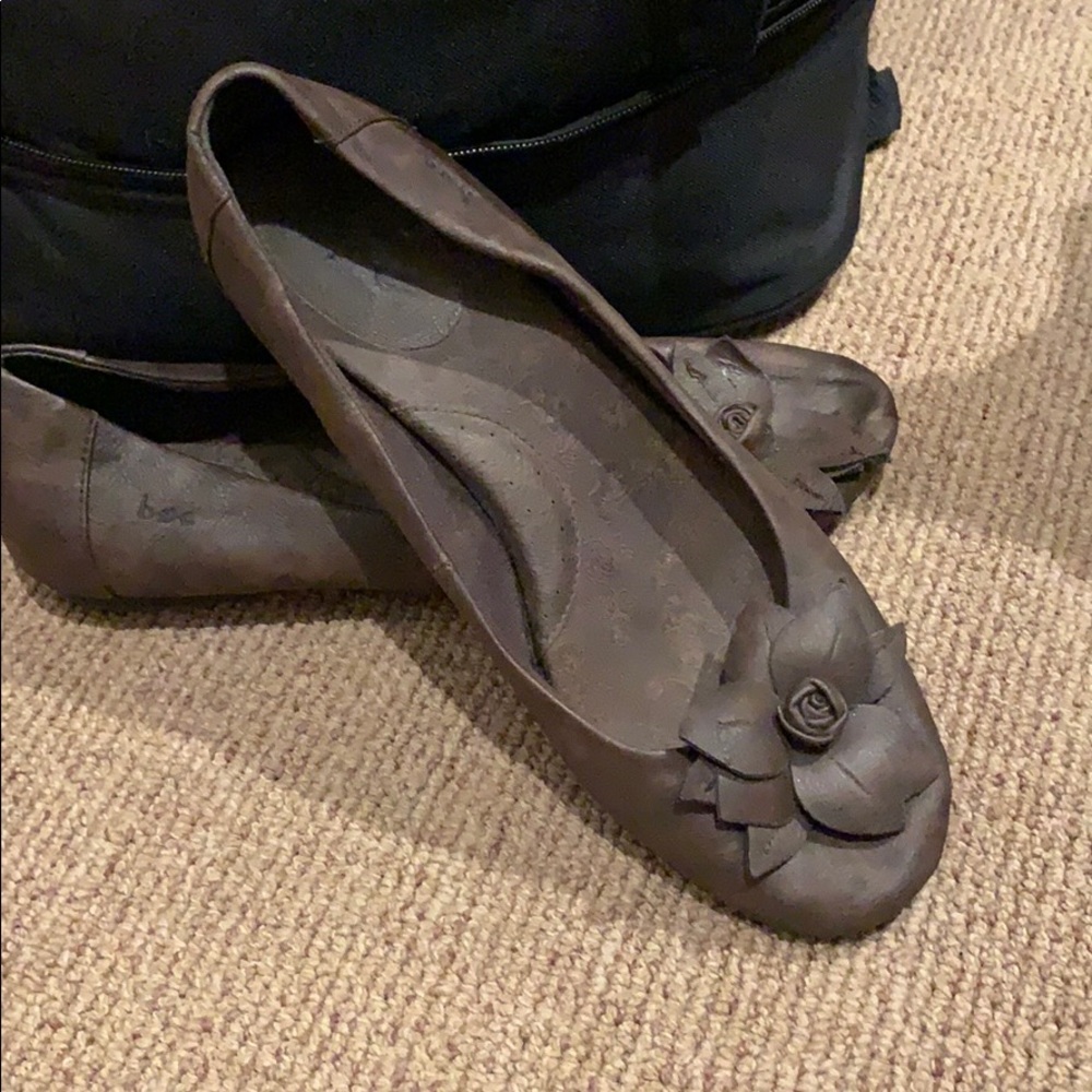 Brown comfortable flats